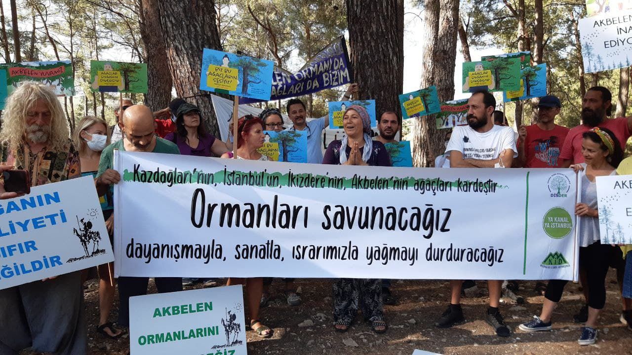 İkizköy'de ağaçlar için direnen yurttaşlara destek ziyareti