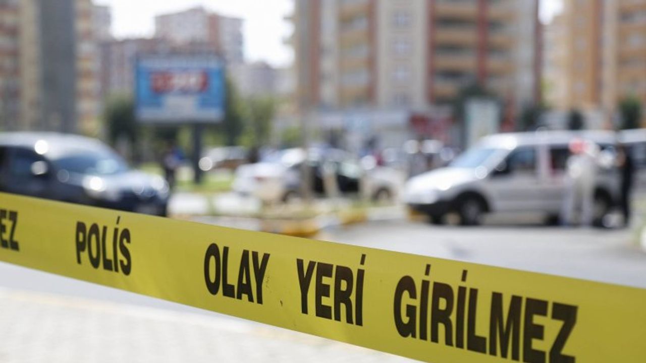 Gaziantep’te işçi servisi tıra arkadan çarptı: 6 yaralı