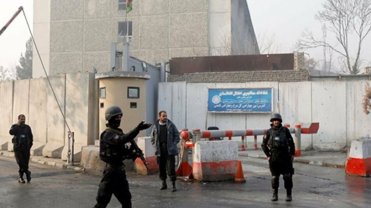 Afganistan: Taliban BM Ofisi'ne saldırdı