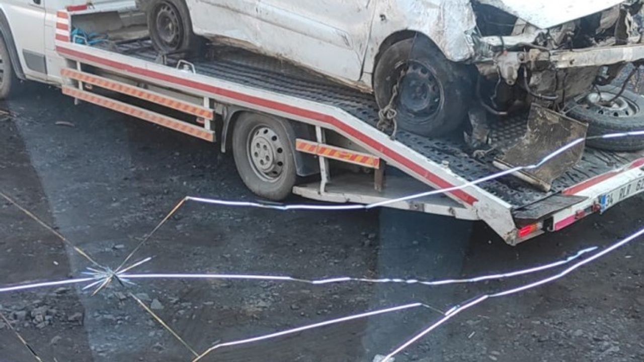 Uludere’de trafik kazası: 1 ölü, 4 yaralı
