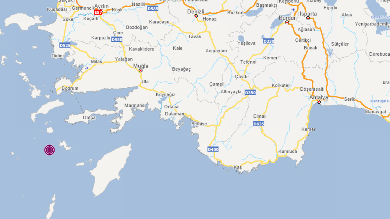 Ege Denizi'nde 4,9 büyüklüğünde deprem