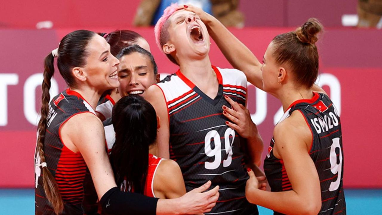 Türkiye Kadın Milli Voleybol Takımı, Avrupa Şampiyonası'nda çeyrek finale yükseldi