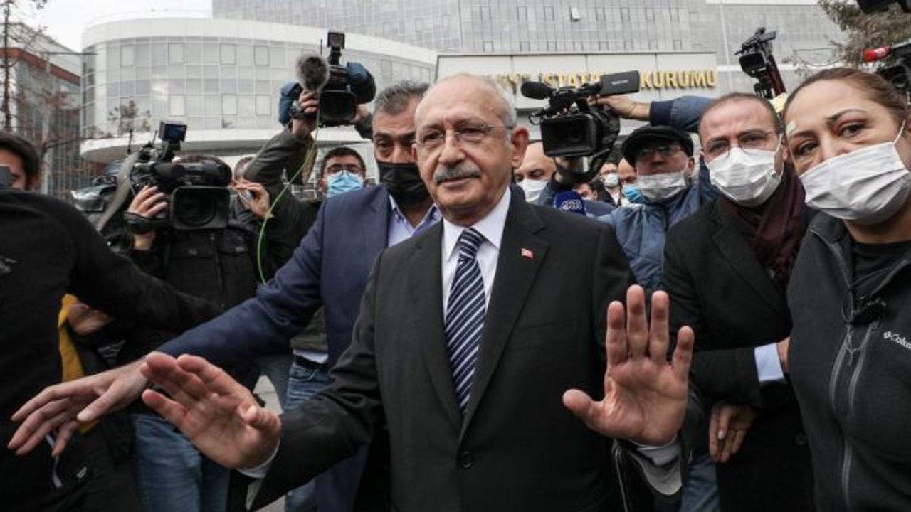 Kılıçdaroğlu'ndan görevden alınan TÜİK Başkanına yönelik açıklama: "Şahıs ve ailesi, TÜİK bürokratını anında çöpe attı"
