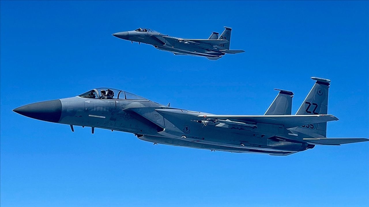 NATO duyurdu: "ABD'ye ait F-15 savaş uçakları Estonya'ya konuşlandırıldı"
