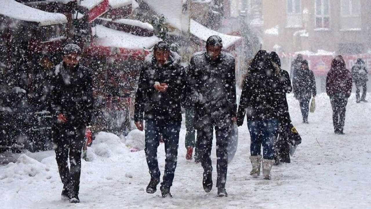 İstanbul’a yeniden kar geliyor