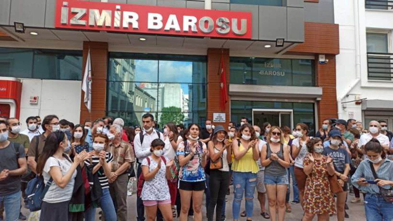 İzmir Barosu'ndan çağrı: "Gezi direnişinin yanında olduğumuzu bir kez daha yüksek sesle haykırmak için"