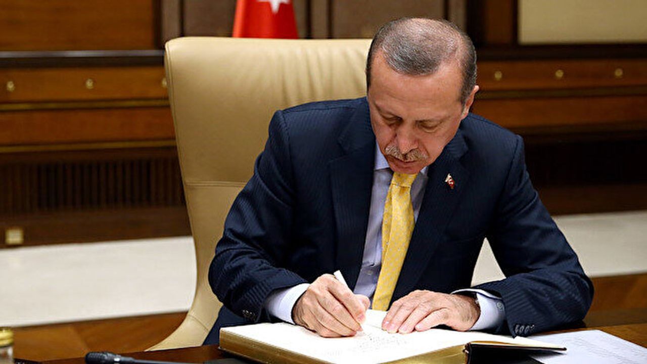 Resmi Gazete'de yayınlandı; Erdoğan 8 üniversiteye rektör atadı