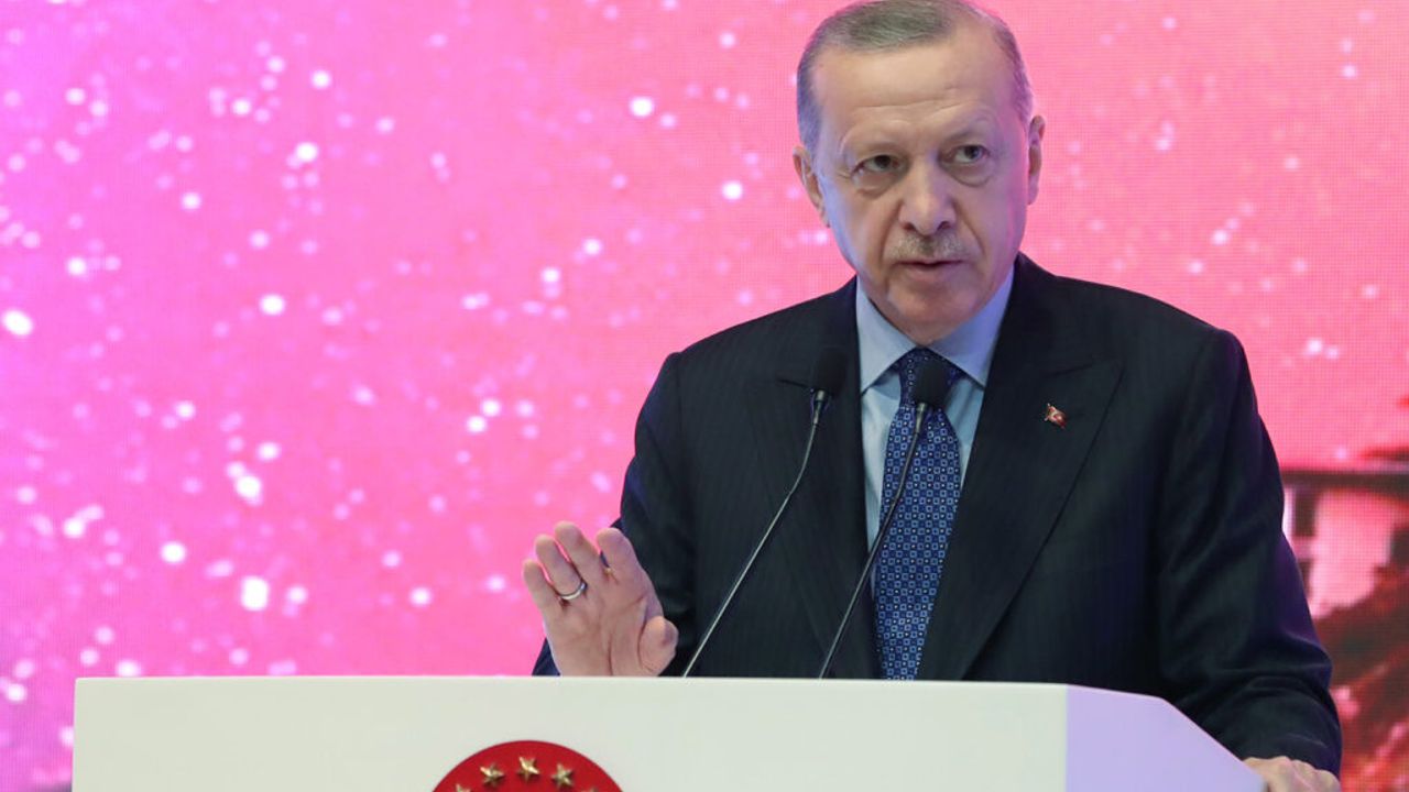 Erdoğan: Birileri çıkıp ‘aç kaldık’ diyor, vicdansızlık yapmayın aç falan yok