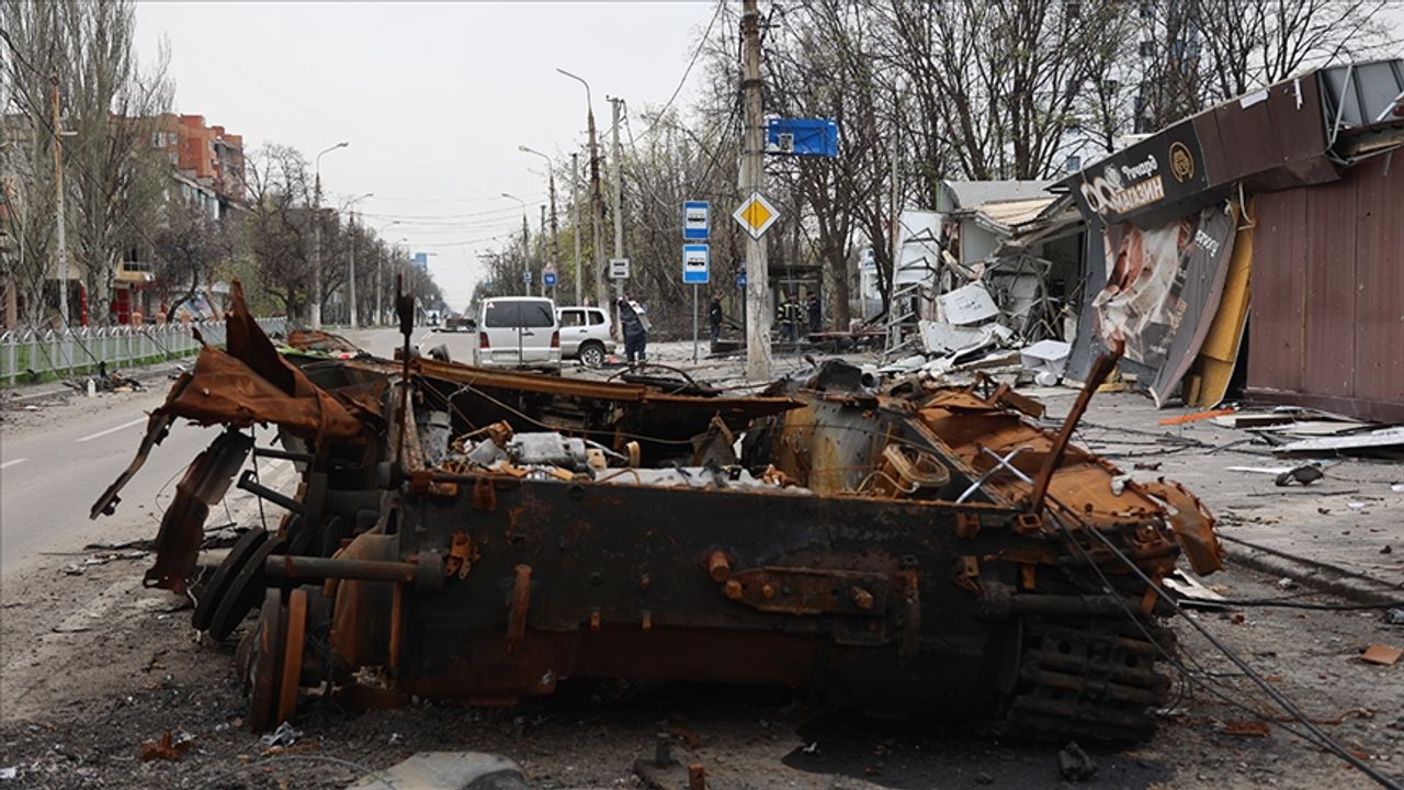Ukrayna Genelkurmay Başkanlığı: Rus ordusu 28 bin 700 askerini, 1263 tankını kaybetti