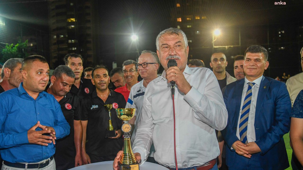 Adana Büyükşehir Muhtarlararası Futbol Turnuvası'nda şampiyon Saimbeyli oldu