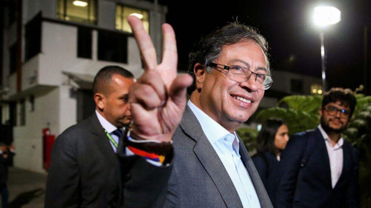 Kolombiya'da bir ilk: Eski gerilla Kolombiya'nın devlet başkanı oldu