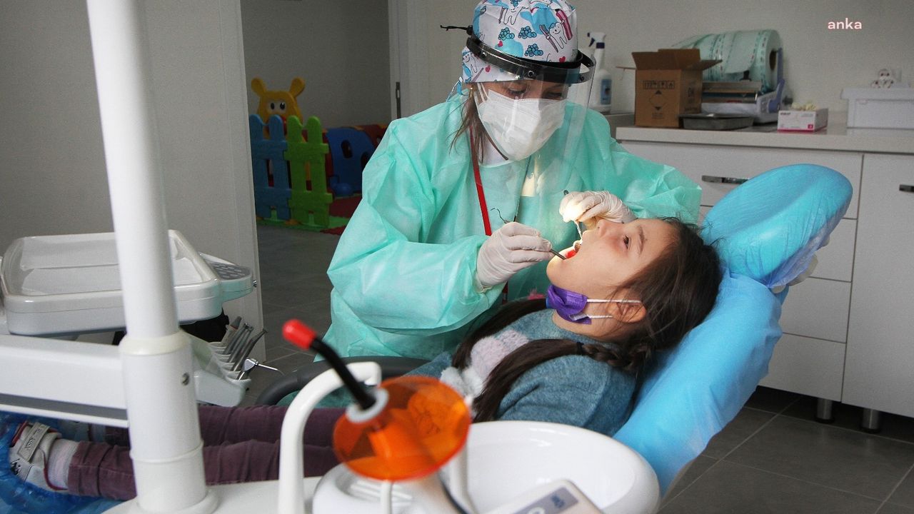 Karşıyakalı çocuklara ücretsiz diş sağlığı hizmeti