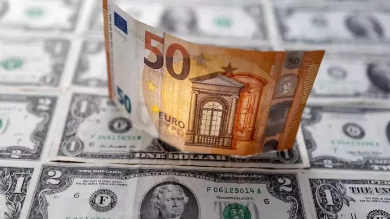 Euro 20 sene sonra 1 doların altına geriledi