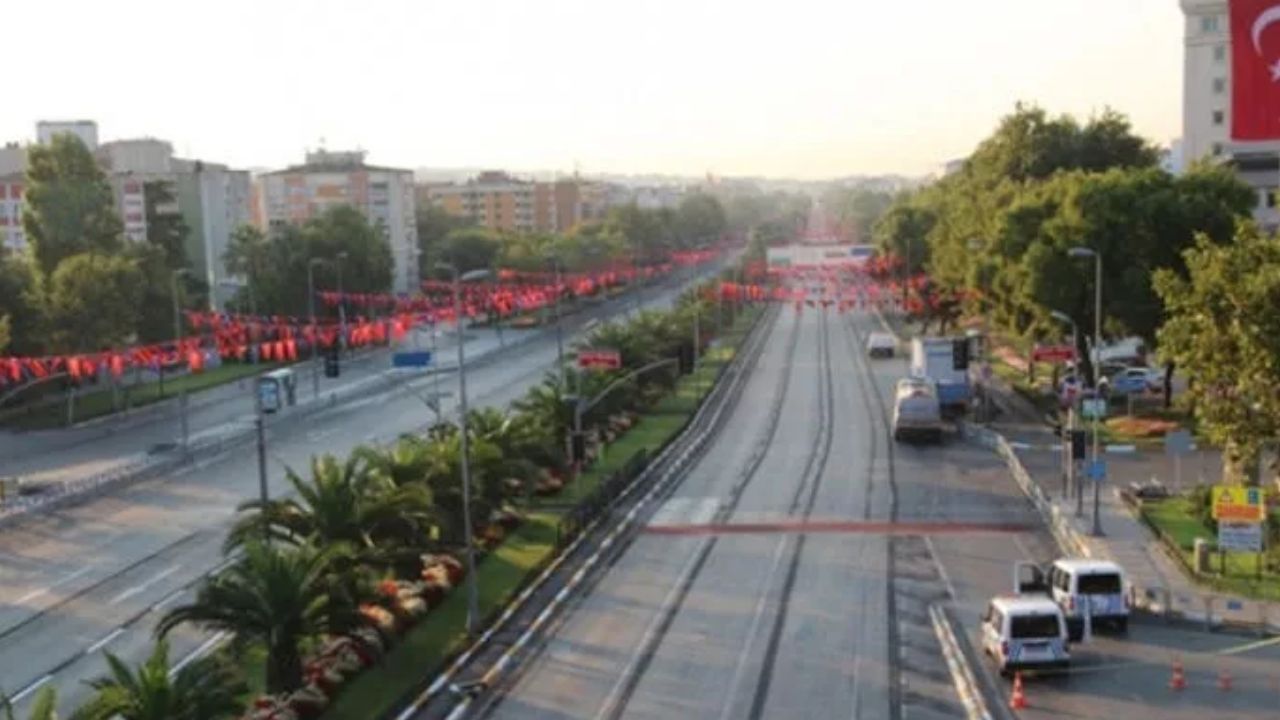 Yarın İstanbul'da bu yollar trafiğe kapalı
