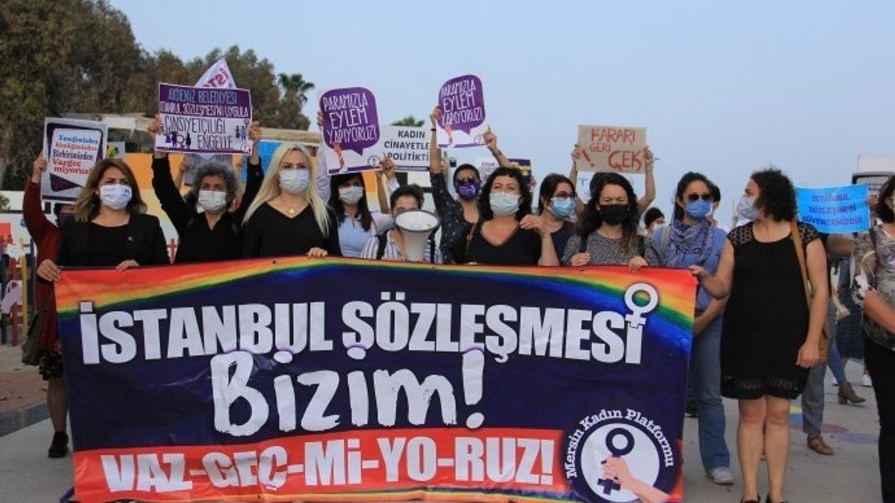 AYM, İstanbul Sözleşmesi protestosunda verilen cezaların iptal edilmesine karar verdi