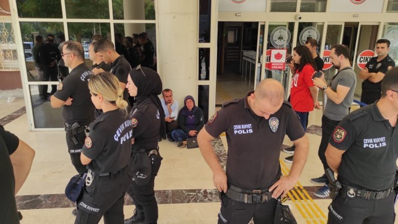Şenyaşar ailesi'nin adalet arayışı 533’üncü gününde polis ablukasında sürdürüyor
