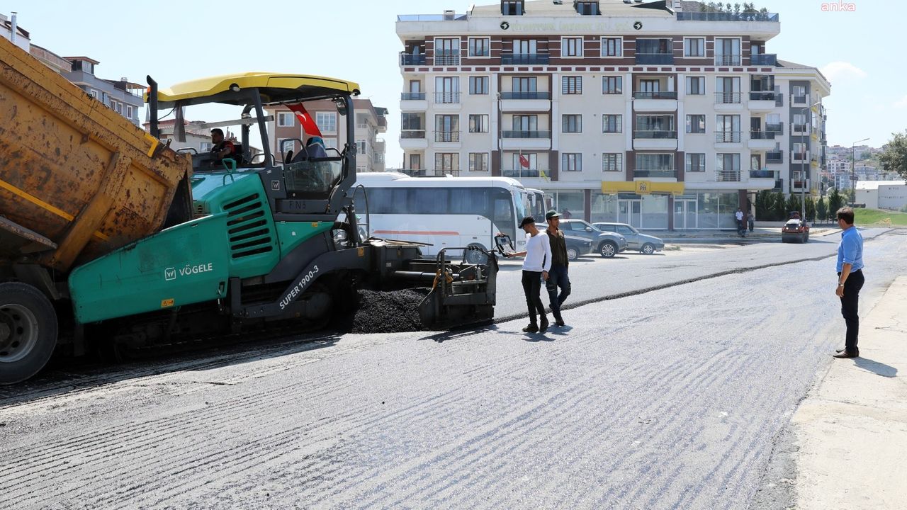 Çerkezköy Belediyesi'nin asfalt çalışmaları devam ediyor