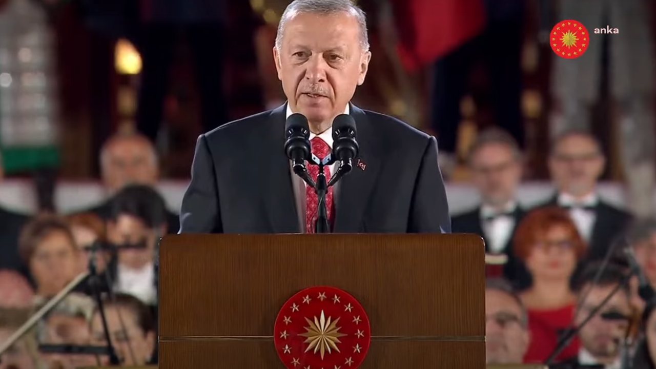 Cumhurbaşkanı Erdoğan: Bir ülke uçağına radar kilidi atılması düşmanca bir davranıştır. Hele bu uçak NATO görevi icra ediyorsa bu düşmanlık doğrudan tüm üyeleriyle NATO’ya yapılmıştır