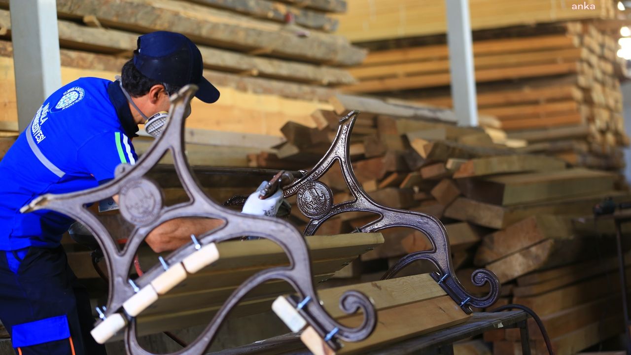 Muğla Büyükşehir'in marangoz atölyesi 5 milyon 506 bin TL'lik tasarruf sağladı