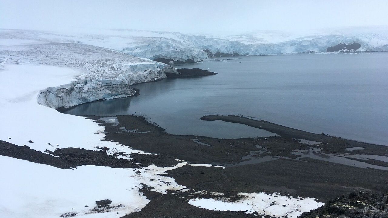 Antarktika’da tarihin en düşük deniz buzu seviyesi tespit edildi 