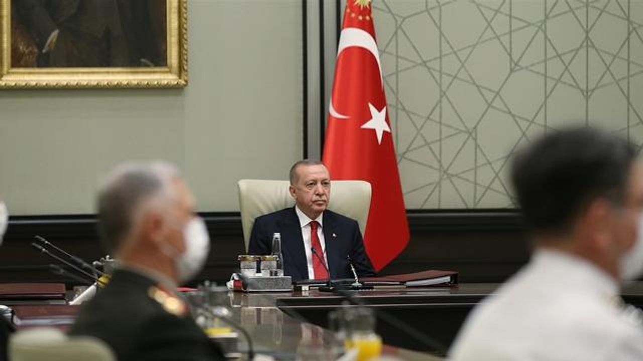 Cumhurbaşkanı Recep Tayyip Erdoğan başkanlığındaki toplanan Yüksek Askeri Şura (YAŞ) toplantısı sona erdi