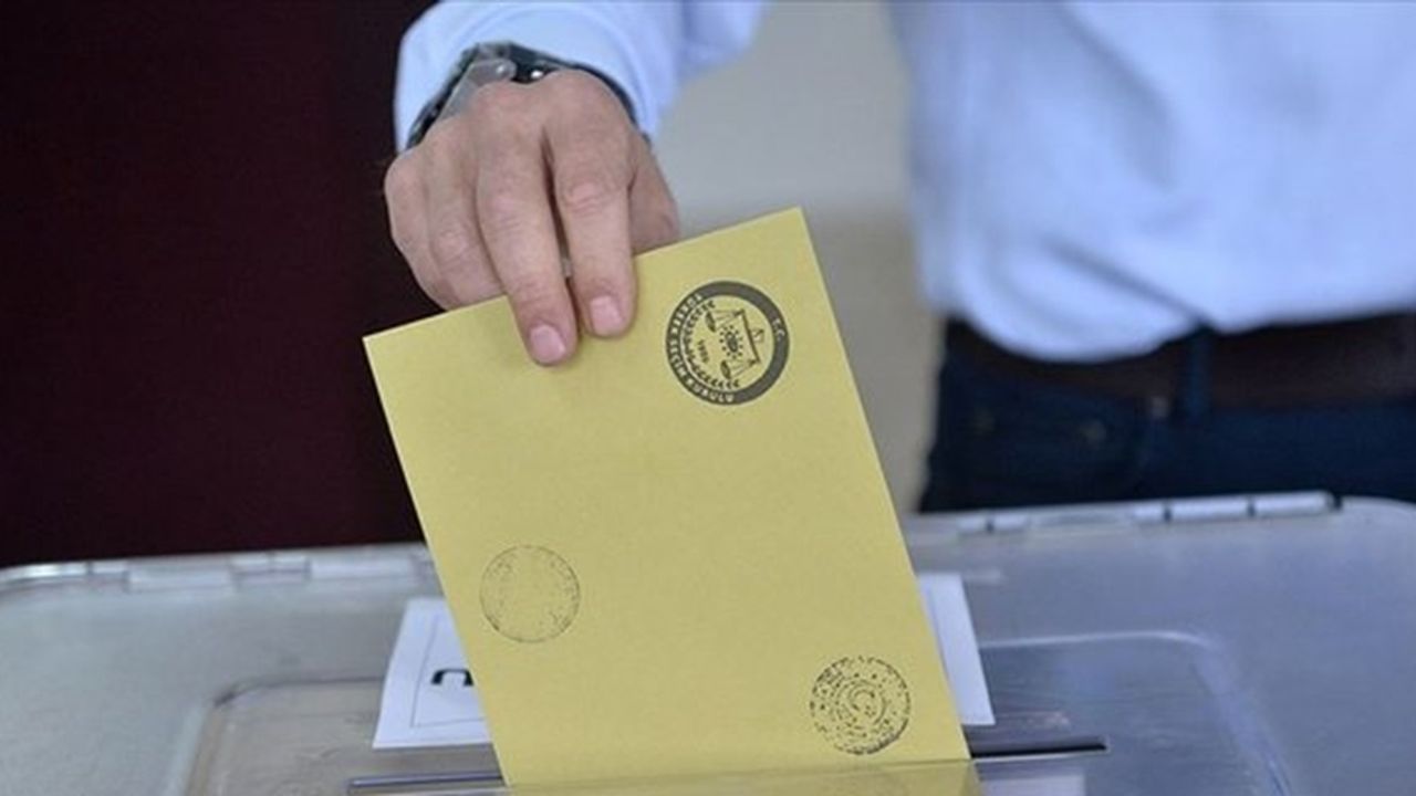 AKP’den büyük oy kaybı: Fark yüzde 1 bile değil
