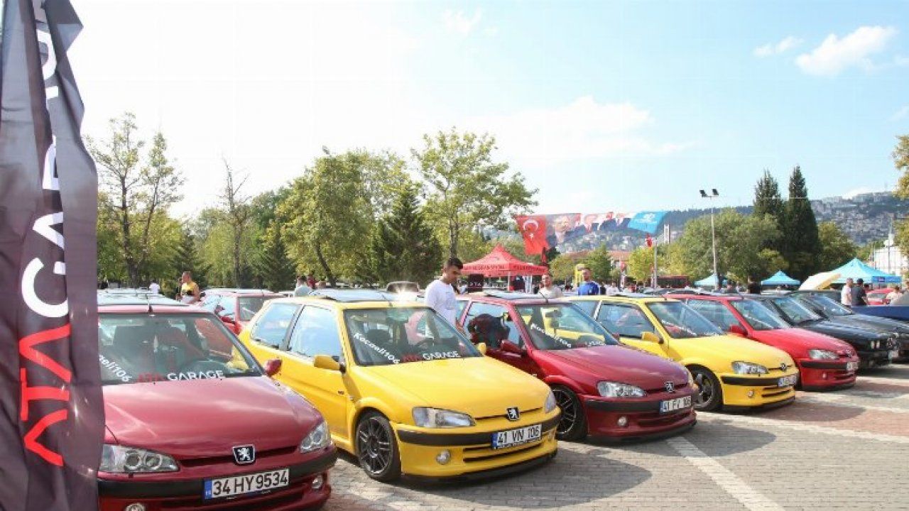 Kocaeli Auto Show, modifiyeli araç tutkunlarını bir araya getirdi