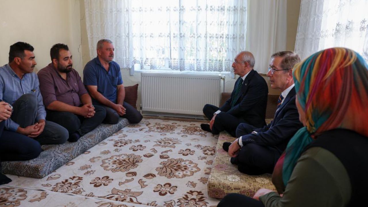 Kılıçdaroğlu, IŞİD'in yakarak öldürdüğü askerin ailesini ziyaret etti: Bir ordu önce askerine sahip çıkar