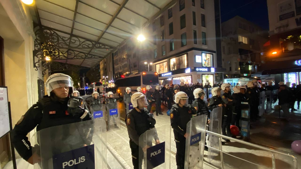 Polis, Nagihan Akarsel için Kadıköy’de yapılacak eyleme izin vermedi