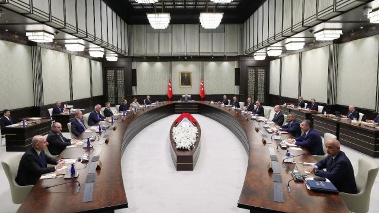 Cumhurbaşkanlığı Kabinesi, Erdoğan başkanlığında toplandı