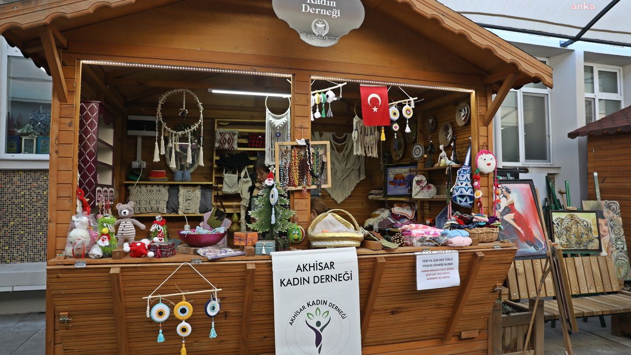 Akhisar 'Kadın Emeği ve Sanat Sokağı' yeni yıla hazır