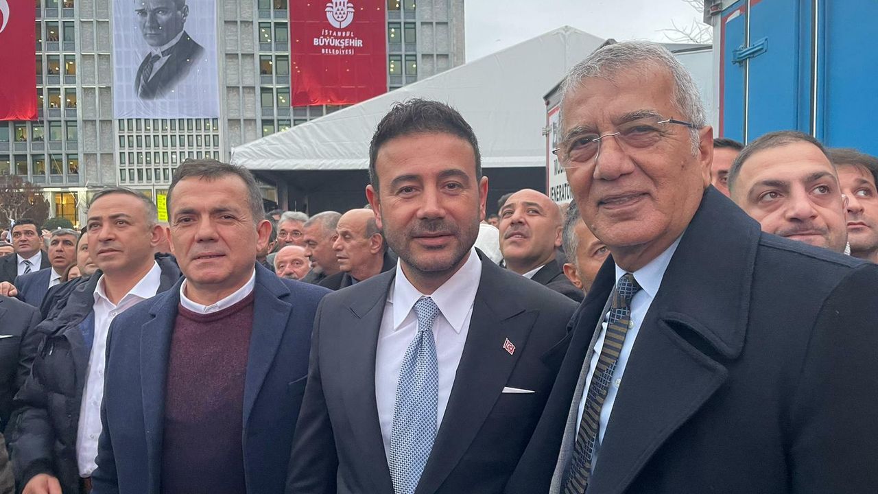 Yenişehir belediye başkanı Özyiğit, 'millet iradesine sahip çıkıyor' mitingine katıldı