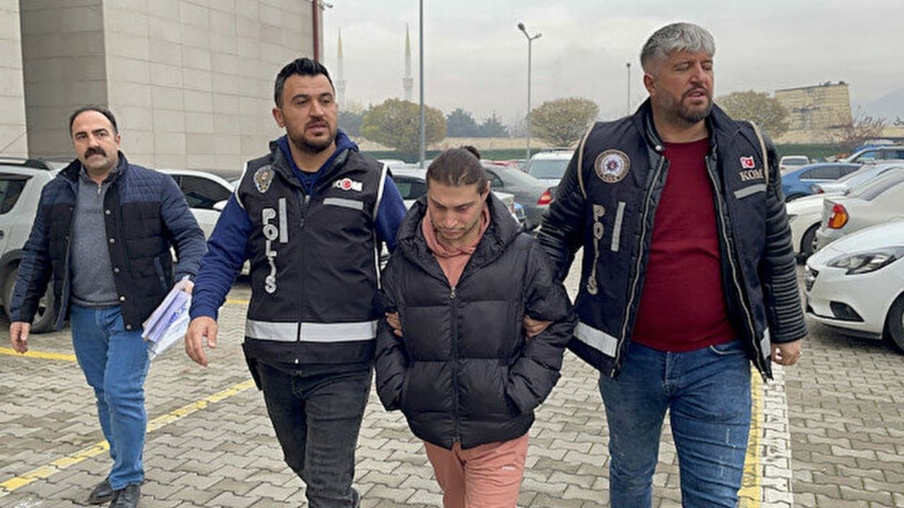 Tekirdağ'dan sonra bir sahte doktor da Erzincan'da ortaya çıktı: Polisler şüphelenip kimliğini isteyince...