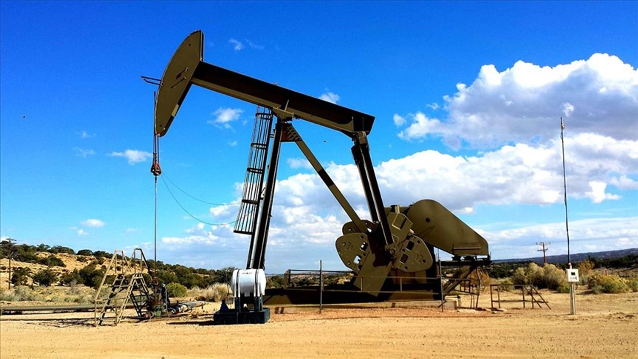 Brent petrolün varil fiyatı 86,55 Dolar'dan işlem görüyor