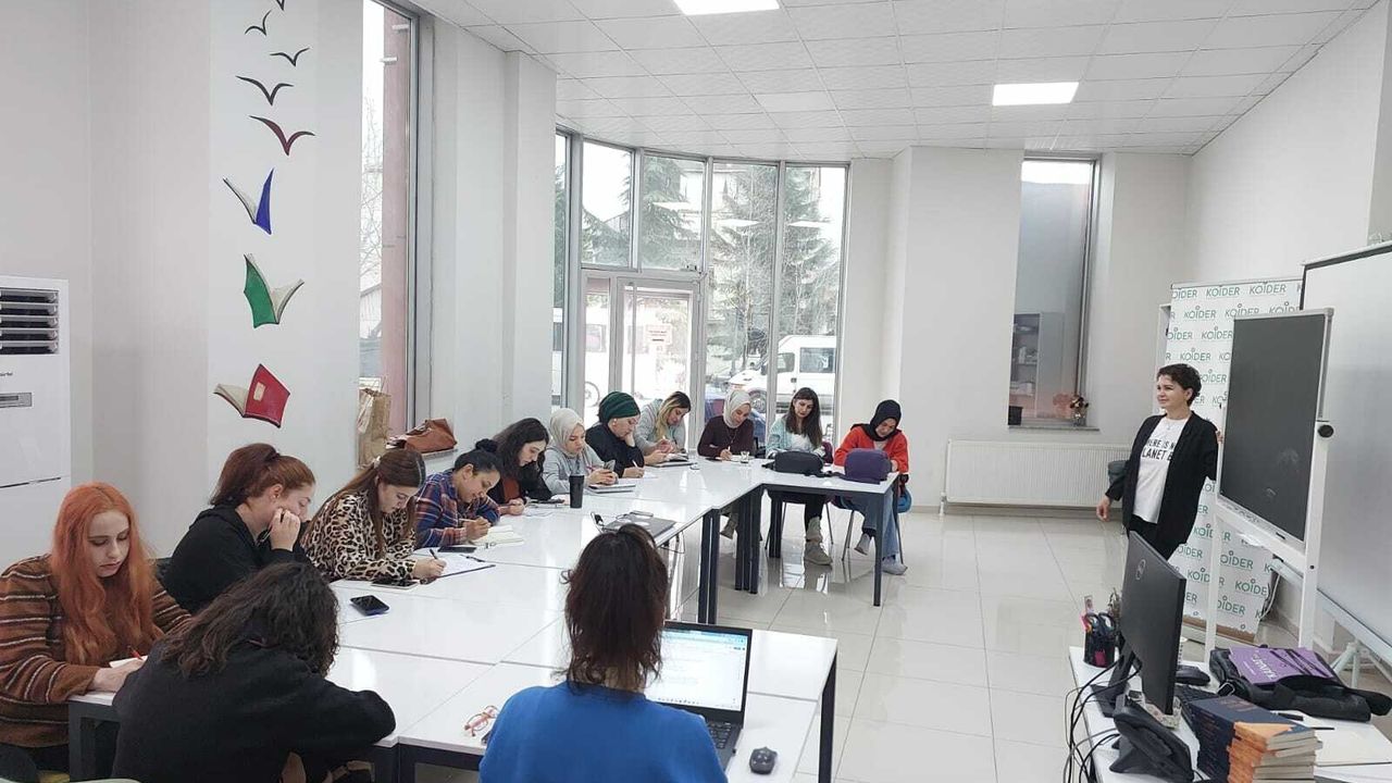 İzmit Belediyesi’nin ‘Bağ Projesi’nde eğitimler sürüyor