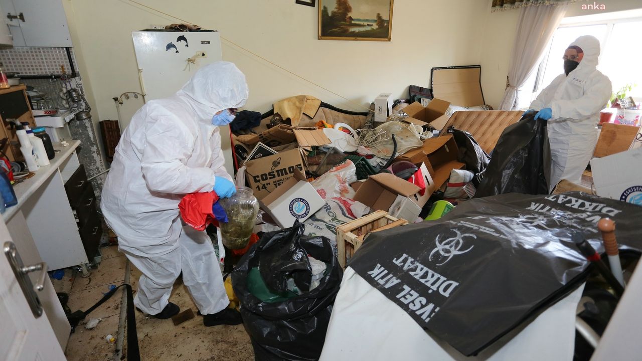 Odunpazarı Belediyesi, yurttaştan gelen çöp ev şikayeti üzerine harekete geçti