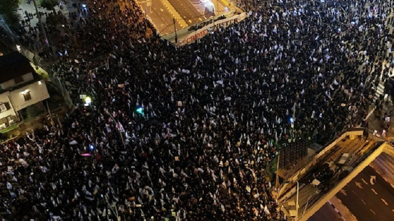 İsrail’de halk protestosu devam ediyor