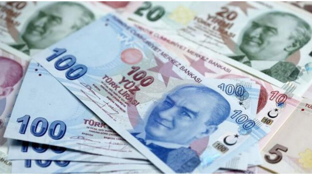 Reuters anketi: Türk lirası yüzde 12 değer kaybedecek