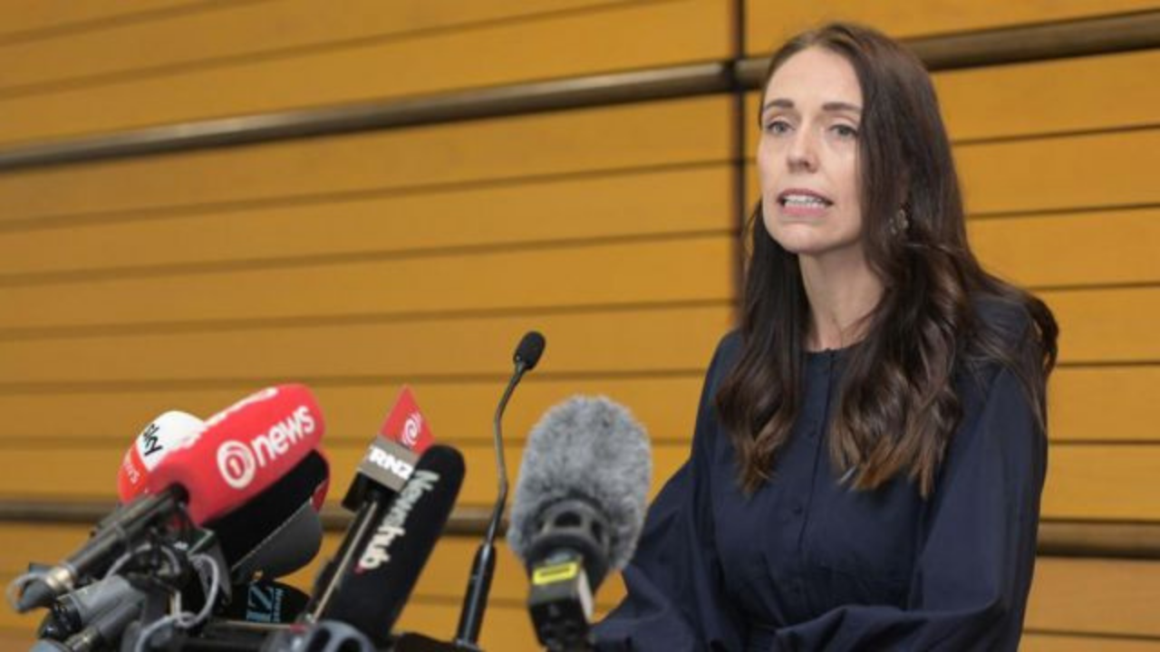 Yeni Zelanda Başbakanı Jacinda Ardern istifa etti
