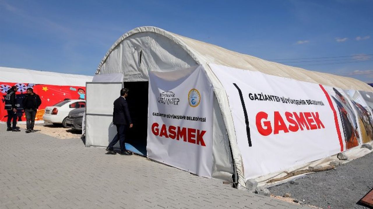 Gaziantep Nurdağı'nda aileler konteyner kente yerleştiriliyor