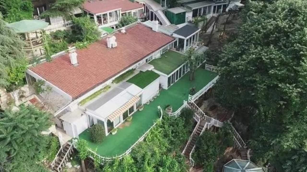 Adnan Oktar'ın lüks villası Rus oligark Roman Abramoviç'e satıldı