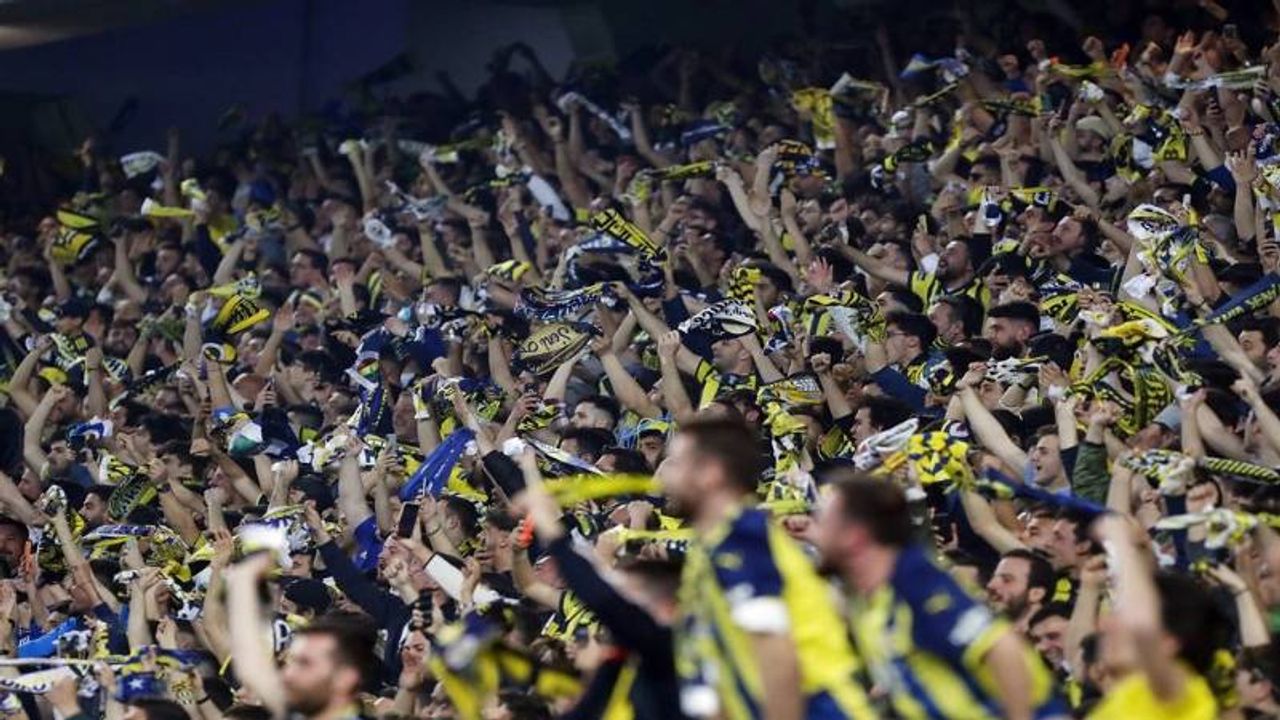 Fenerbahçe’den “seyirden men” cezası alan taraftarlar hakkında açıklama