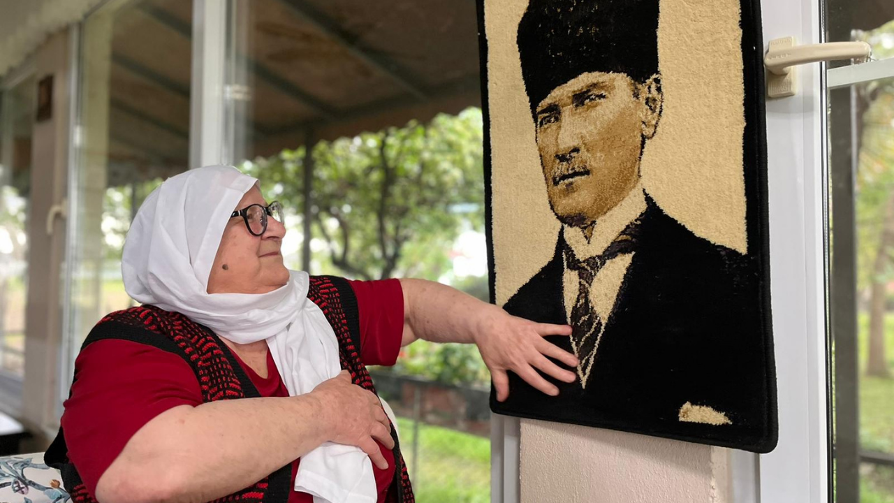 85 yaşındaki Bedriye Teyze'nin tek hayali Kılıçdaroğlu ile tanışmak