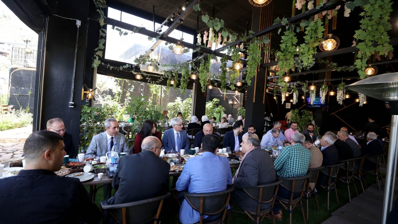 Filistin'in Nablus kentinde "Türk kahvaltısı" tanıtıldı