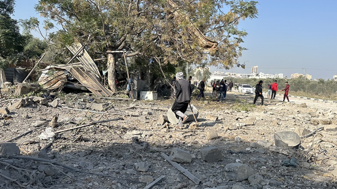İsrail savaş suçu işlemeye devam ediyor! Gazze'de su boru hatları bombalandı