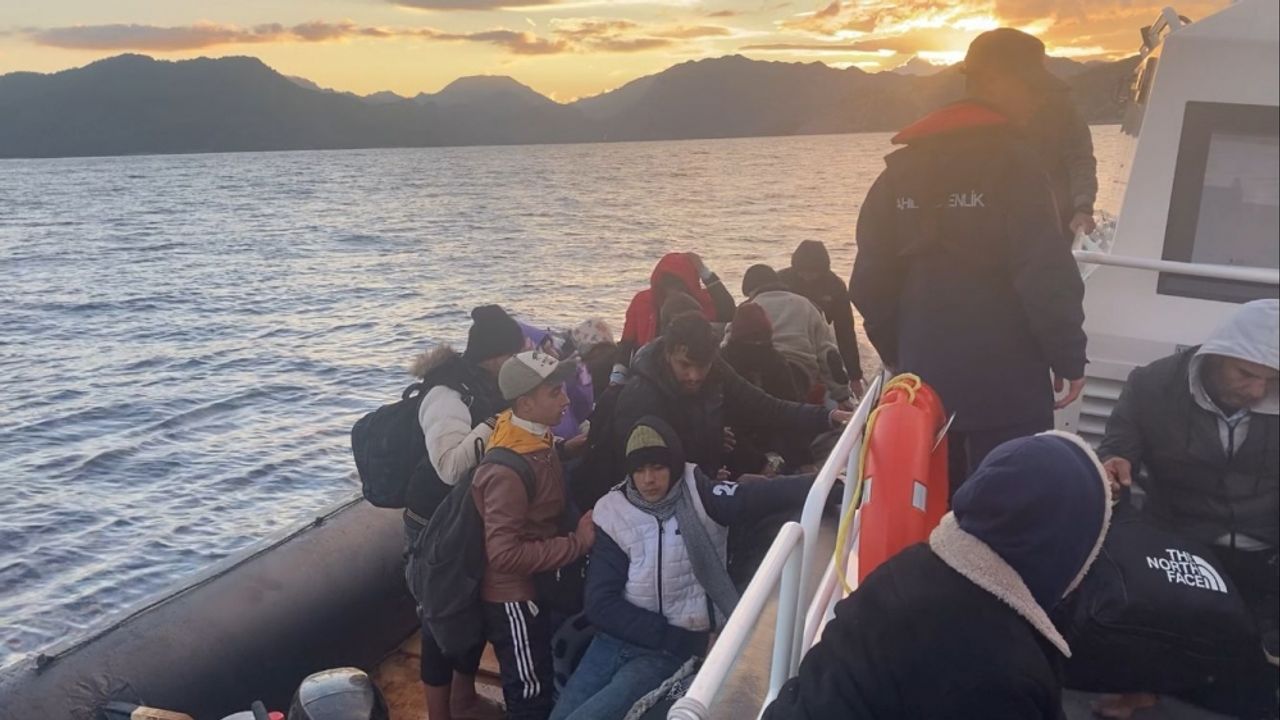 Muğla açıklarında 37 düzensiz göçmen kurtarıldı