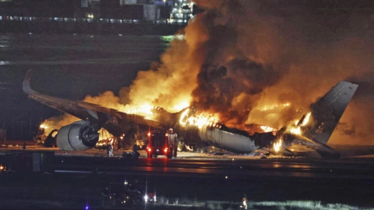 Alev topuna dönmüştü! Japonya'daki uçak kazasında yeni ayrıntılar