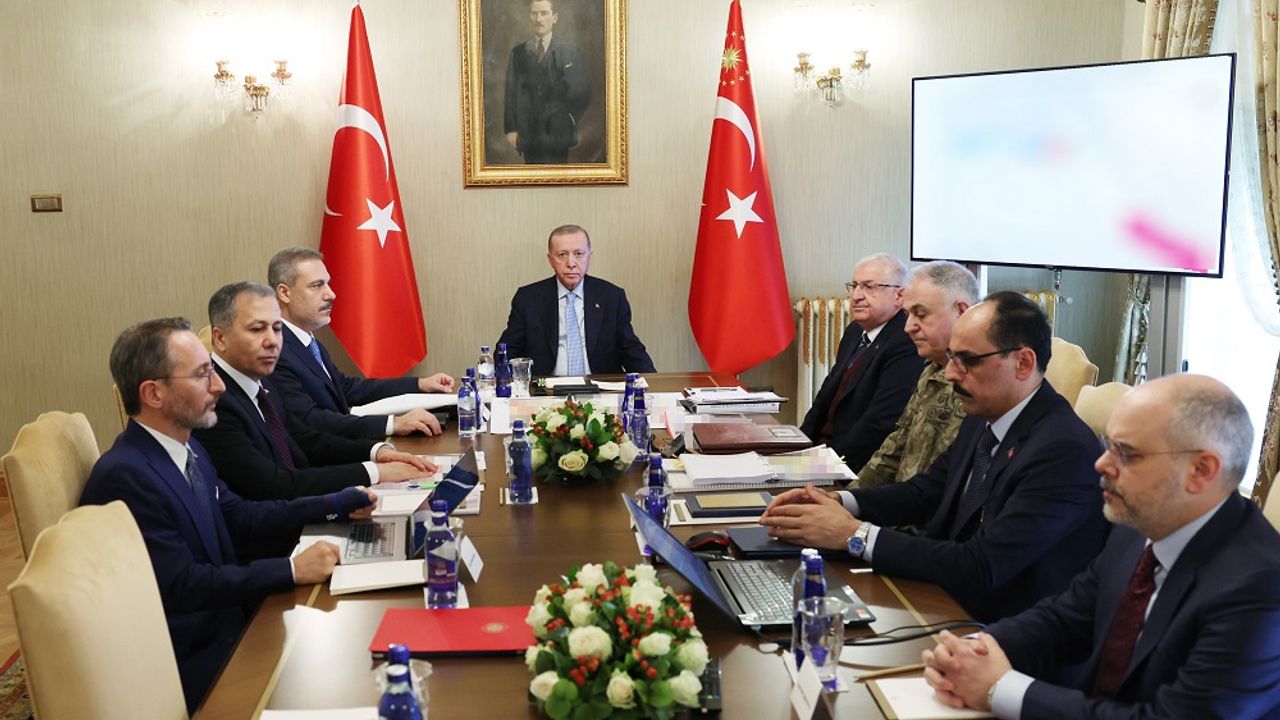 Güvenlik toplantısı, Erdoğan başkanlığında başladı