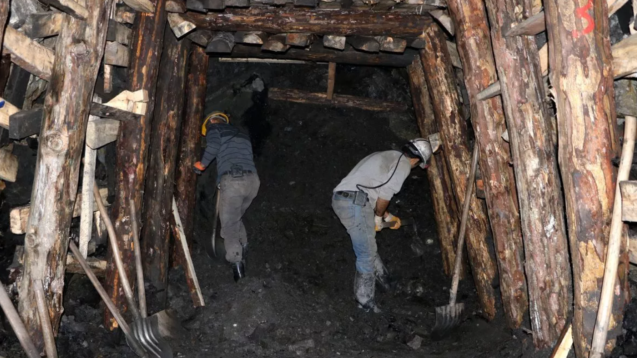 Zonguldak'ta 45 madenci karantina altına alındı
