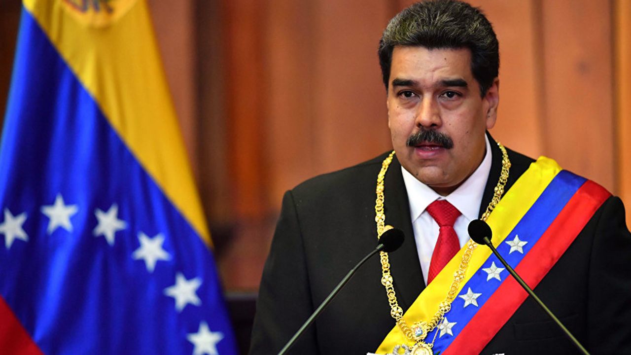 Maduro: Kolombiya seçimleri sabote etmeye çalışıyor